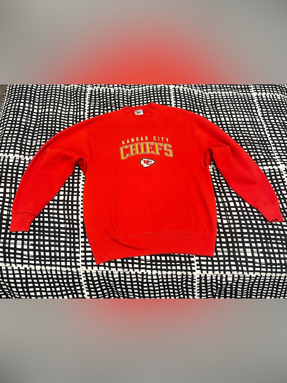 VTG Kansas City Chiefs Pro Player made in  USA Sweatshirt Red NFL Embroidered L